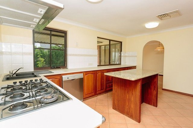 7 Strathyre Drive, WA 6023