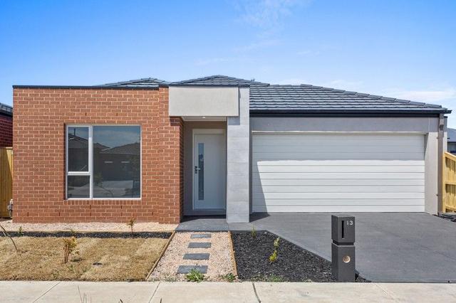 13 Blackwood Place, VIC 3753