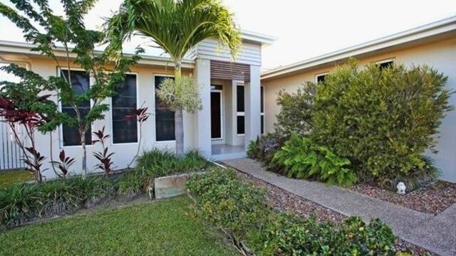 17 Hillock Crescent, QLD 4818