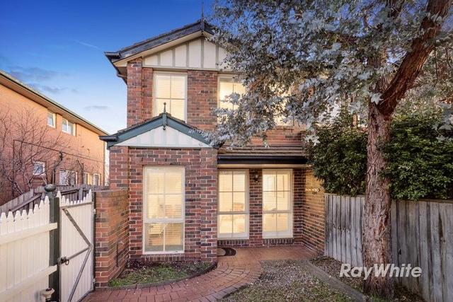 2/25 El Nido Grove, VIC 3163