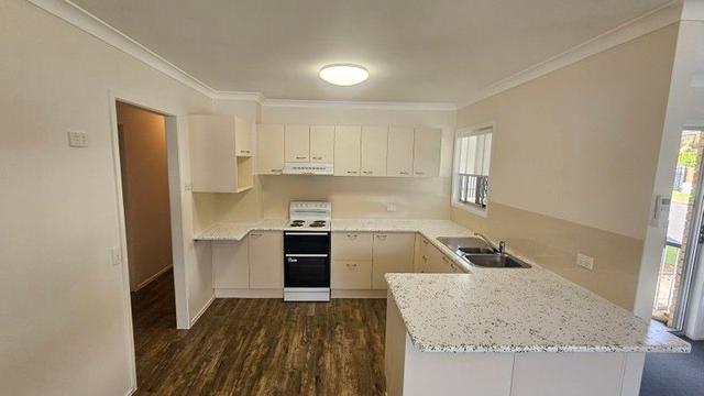 1/4 Alamine Street, QLD 4121