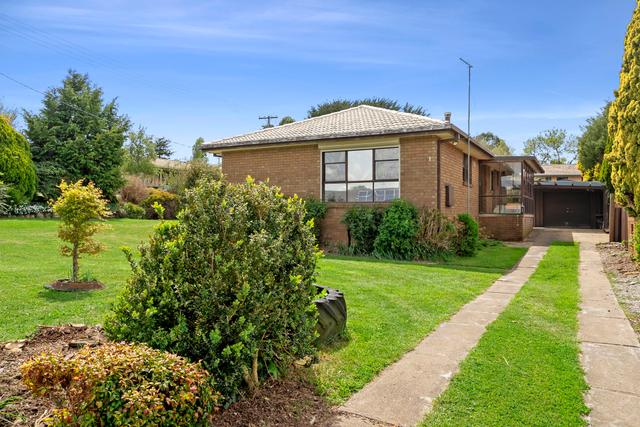 31 Hall Crescent, NSW 2583