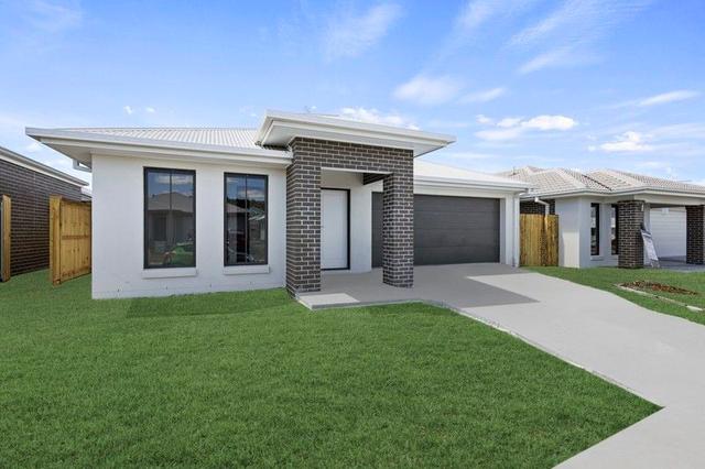 6 Sugarloaf Crescent, QLD 4551