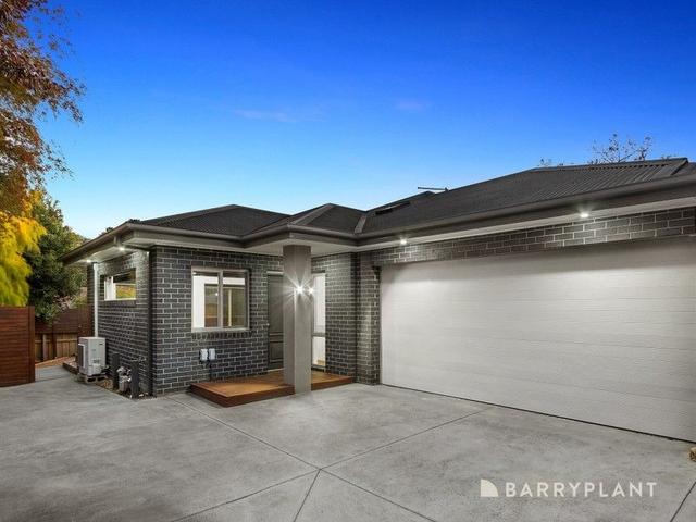 2/32 Russell  Crescent, VIC 3155