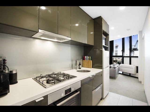 703/33 Clarke Street, VIC 3006