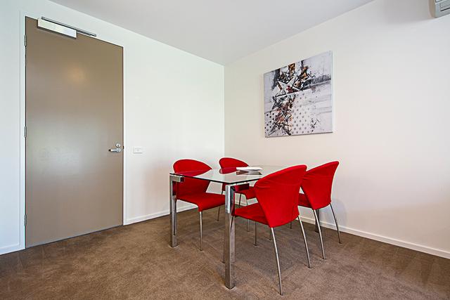 120/50 Eastlake Parade, ACT 2604