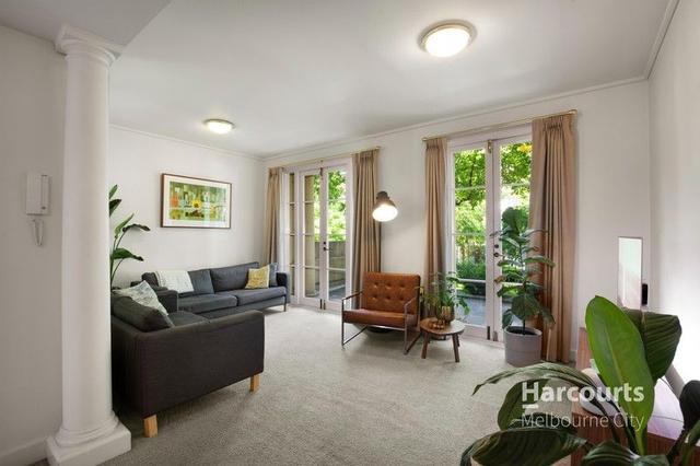 2/8 Wellington Crescent, VIC 3002