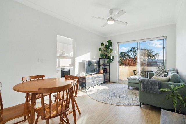 4/11 Station  Street, NSW 2117