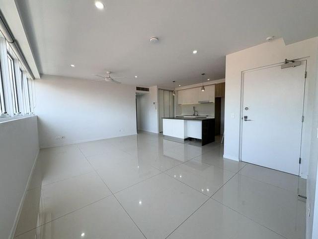 405/26 Gray Street, QLD 4215