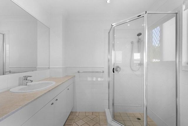 3/52 Marine Parade, QLD 4220