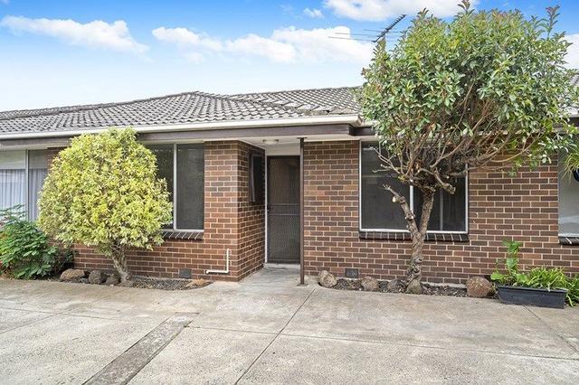 2/12 Blenheim Street, VIC 3165