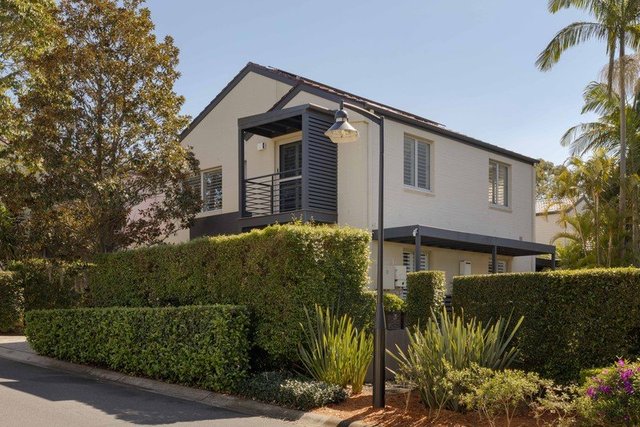 12 Edgewood Crescent, NSW 2137