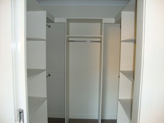 walk in robe b1