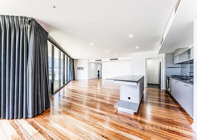 702/50 Lorimer Street, VIC 3008