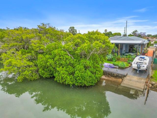 210 Kennedy Drive, NSW 2485