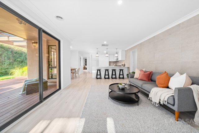 21 Robinia Place, NSW 2619