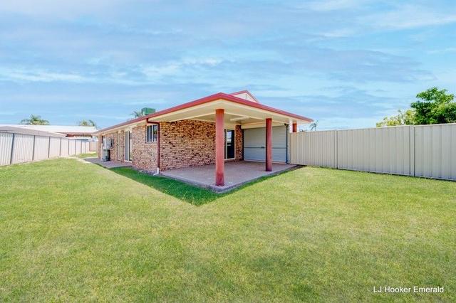 15 Jeppesen Drive, QLD 4720