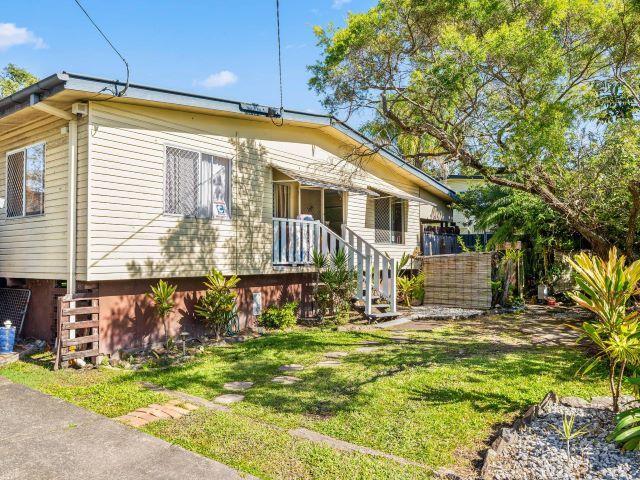 16 Brownvale St, QLD 4114