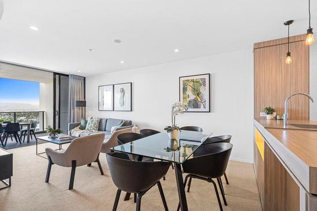 98/31 Queensland Avenue, QLD 4218