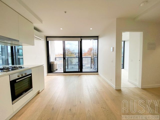 212/150 Dudley Street, VIC 3003