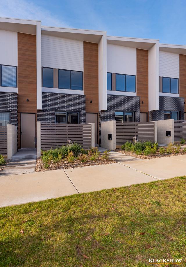 21 Bernard Heinze Avenue, ACT 2914