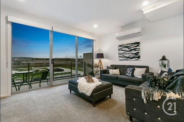 18 Topal Drive, VIC 3809
