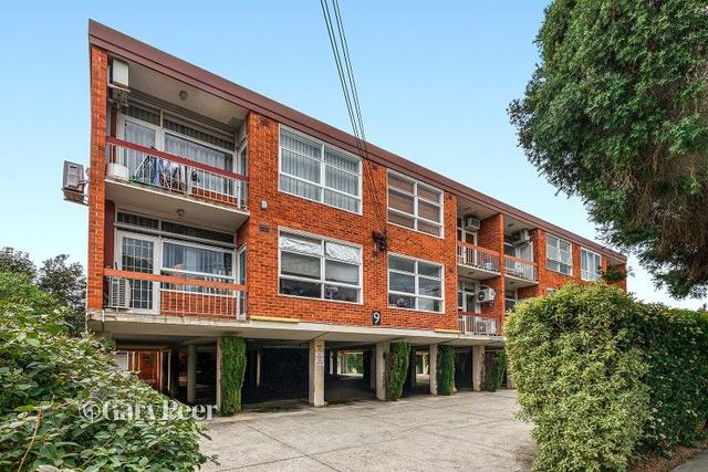 4/9 Meadow Street, VIC 3183