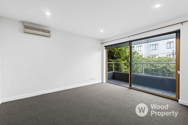 102/64 Wellington St, VIC 3182