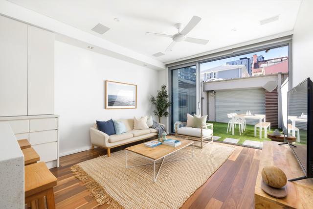12 Ruthven Street, NSW 2022
