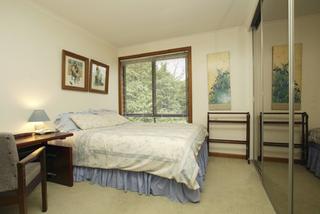 Bed 1 (2004-10-13)