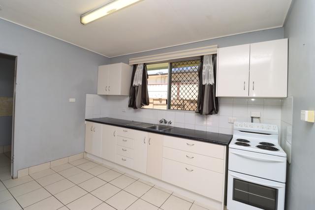 Unit 2/39 East Street, QLD 4825