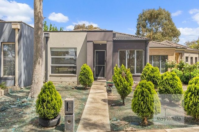 8 Deliza Walk, VIC 3752
