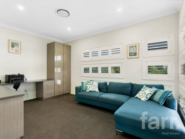34 Banjo Paterson Place, QLD 4405