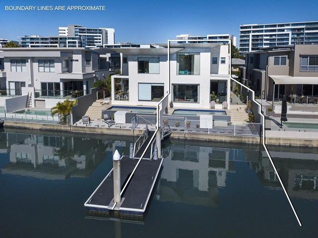 1/19 South Quay Drive, QLD 4216