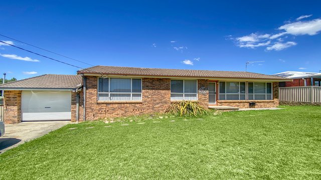 22 Rowsell Street, NSW 2847