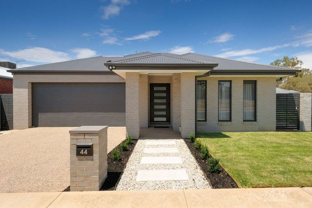 44 Cuthbert Street, VIC 3691