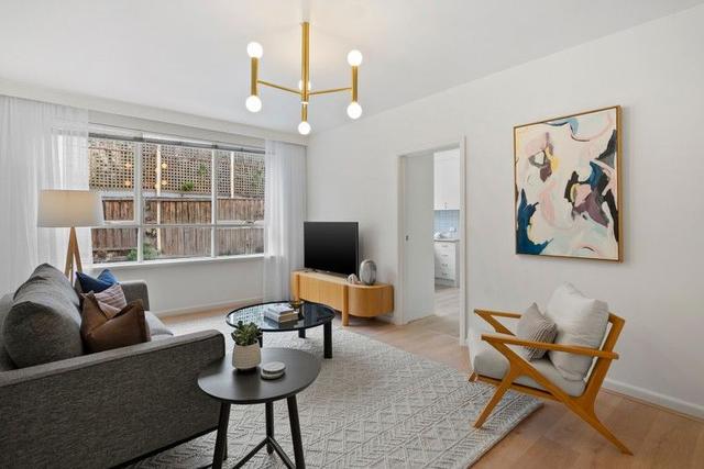 4/16-18 Vautier Street, VIC 3184
