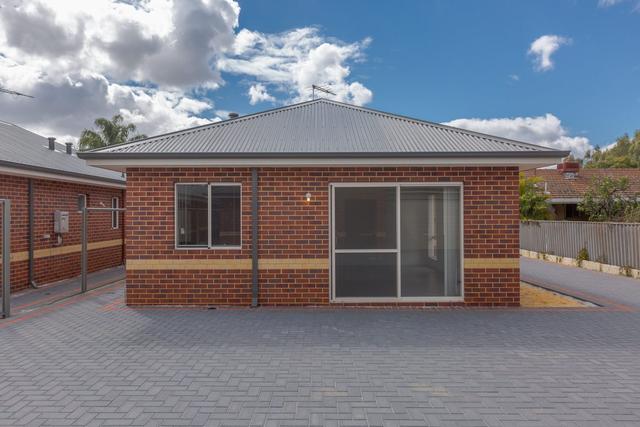 2/7A Bromley Street, WA 6107