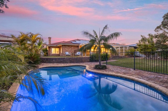 6 Ballybunion Crescent, WA 6027