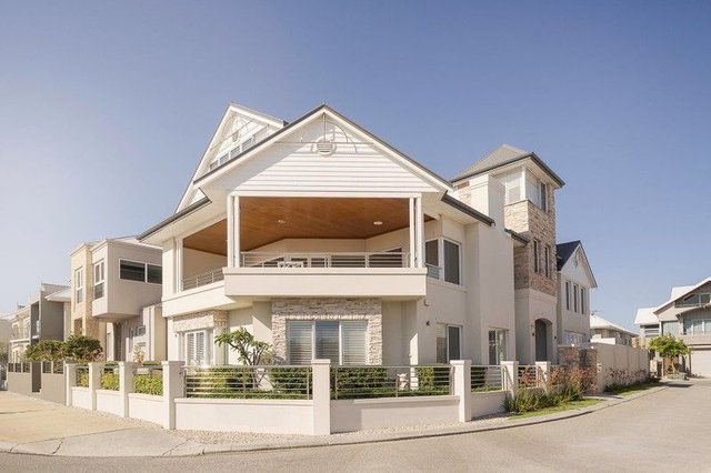 7 Tahiti Lane, WA 6025