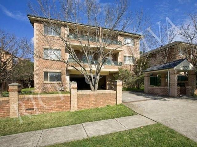 4/68 Leylands Parade, NSW 2192