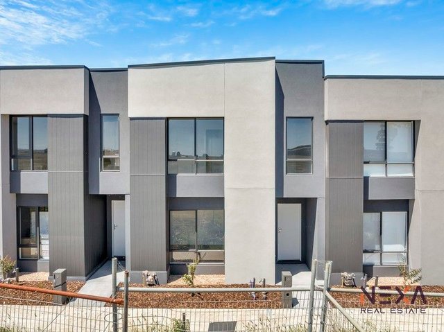 6 Zircon Walk, VIC 3064