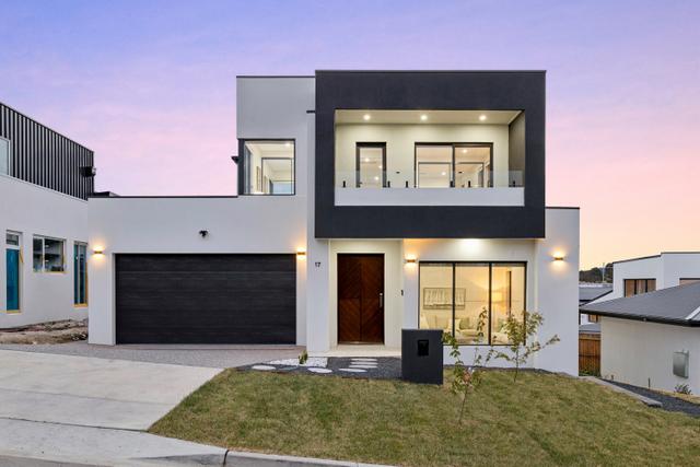 13 Eggins St, ACT 2611