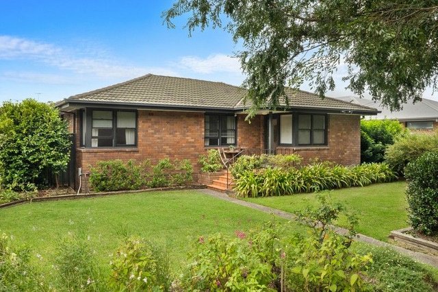 5 Laurence Street, NSW 2753