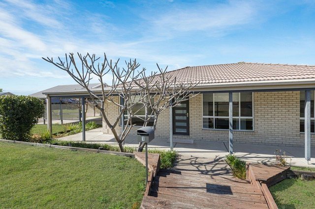 1 Tulloch Terrace, NSW 2325