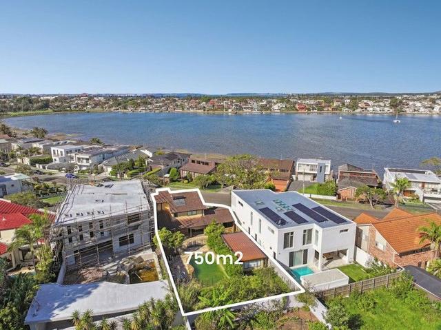 29 Carlton Crescent, NSW 2217