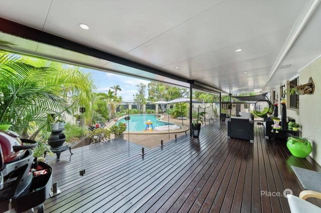 4 Daphine Place, QLD 4115