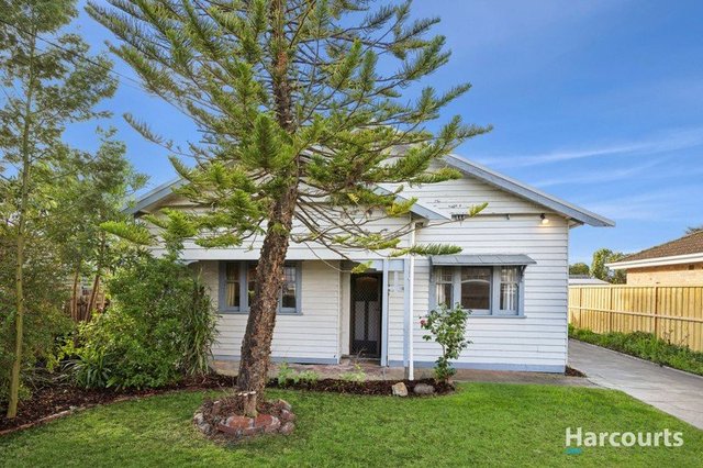 4 Knight Avenue, VIC 3218