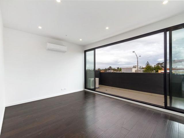 203/451 South Road, VIC 3204