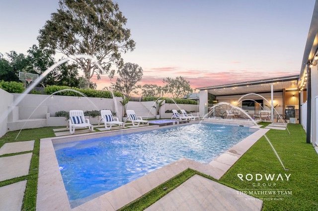 4 Arundle Ave, WA 6056